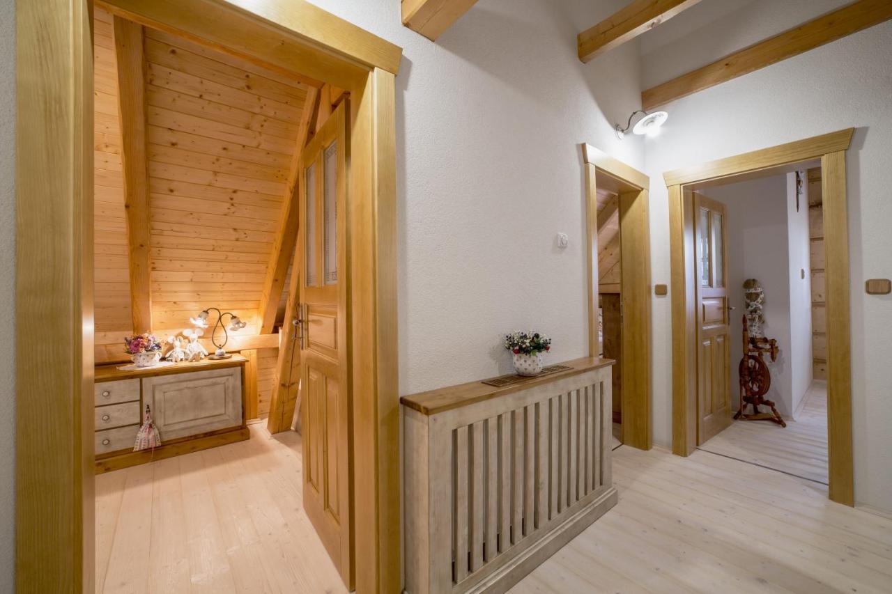 Roubenka Stepanka Villa Svratka ภายนอก รูปภาพ